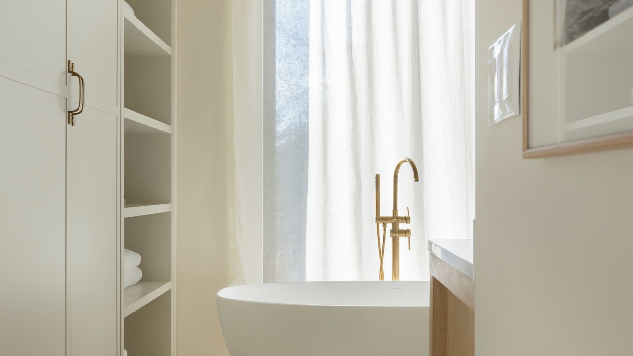 Photo of Bathroom in Roberts Creek