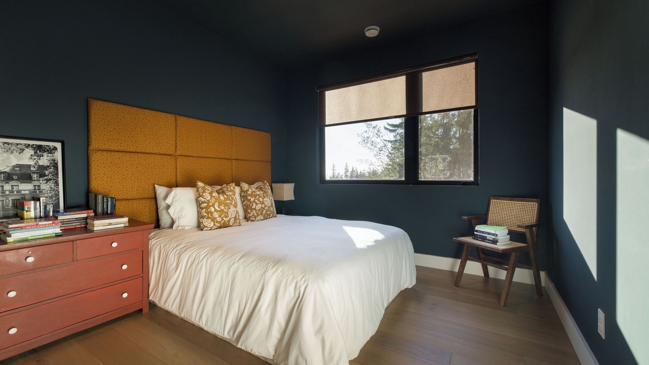 Photo of Bedroom in Roberts Creek