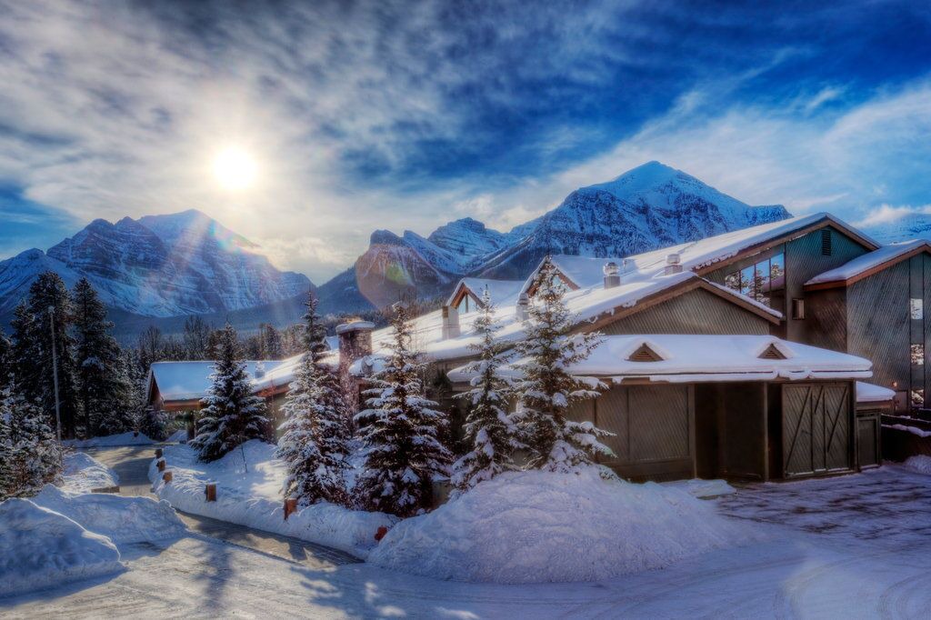 Photo of Others in Lake Louise