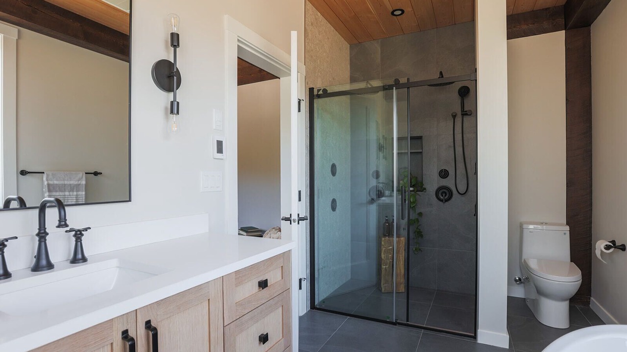 Photo of Bathroom in Revelstoke