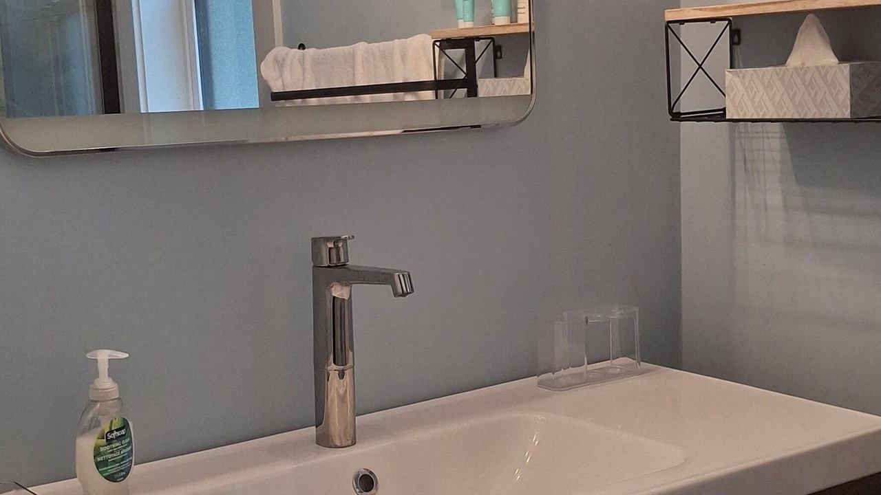 Photo of Bathroom in Eastern Hillsides