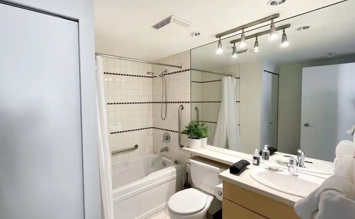 Photo of Bathroom in Yaletown