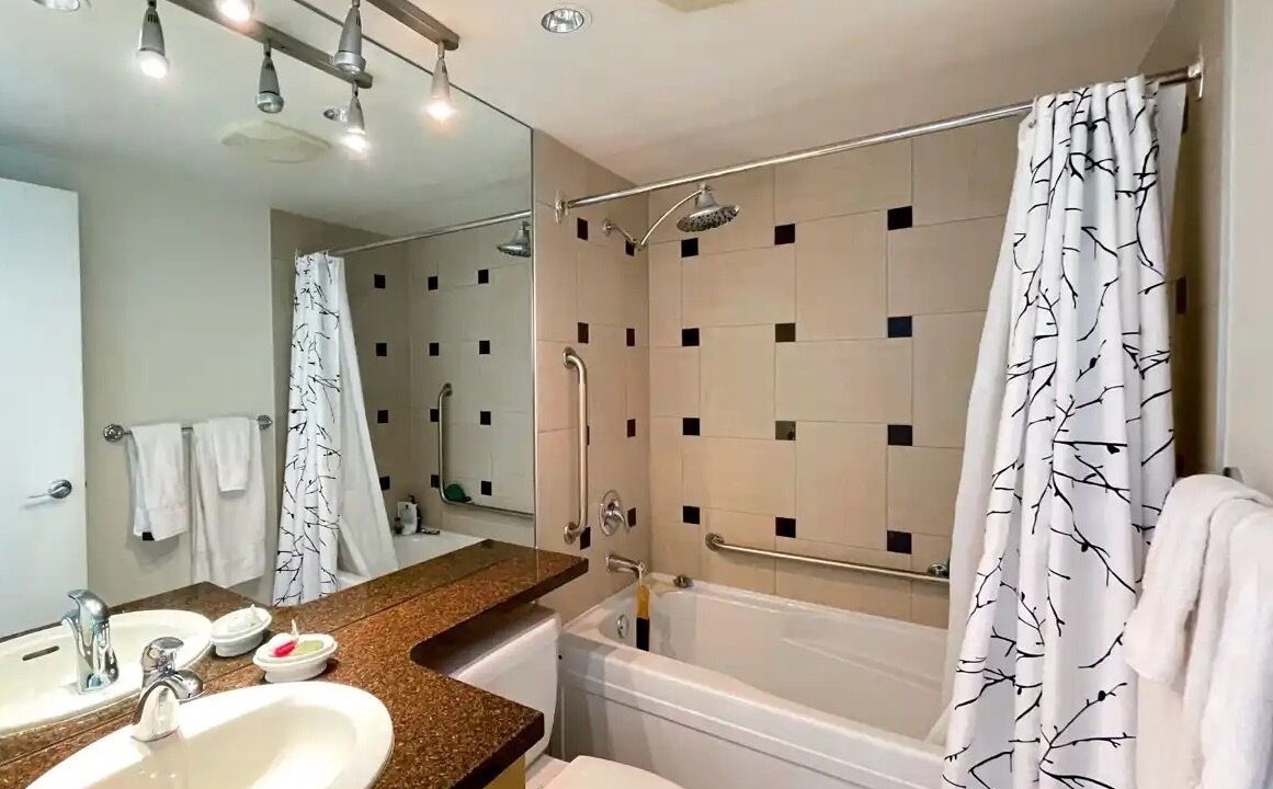 Photo of Bathroom in Yaletown