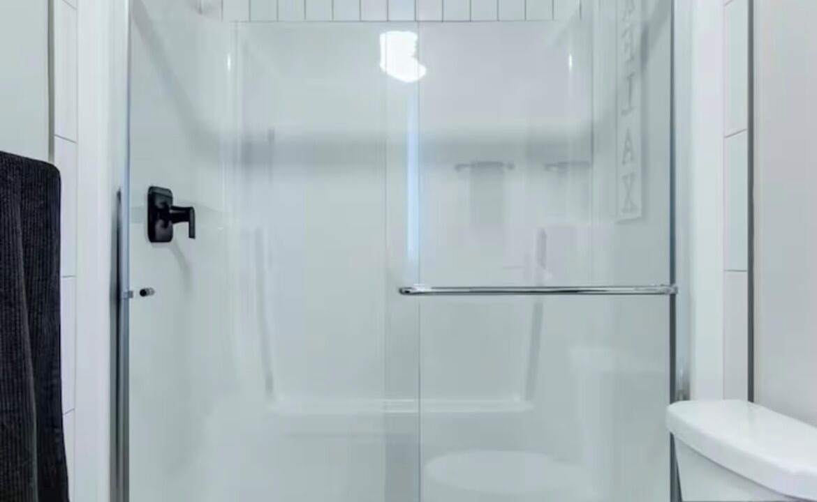 Photo of Bathroom in Sylvan Lake