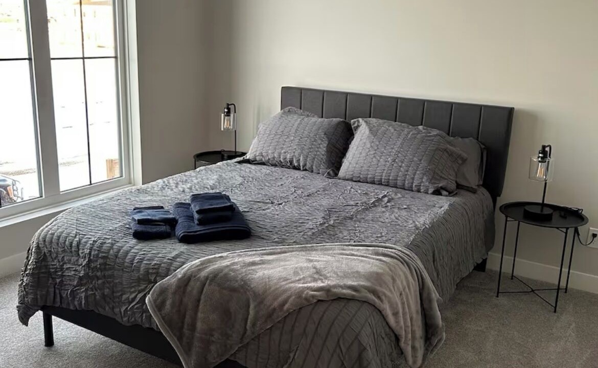 Photo of Bedroom in Sylvan Lake