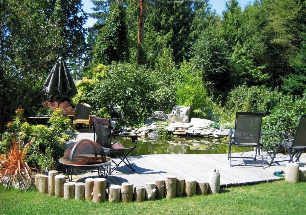 Photo of Patio Balcony in Roberts Creek