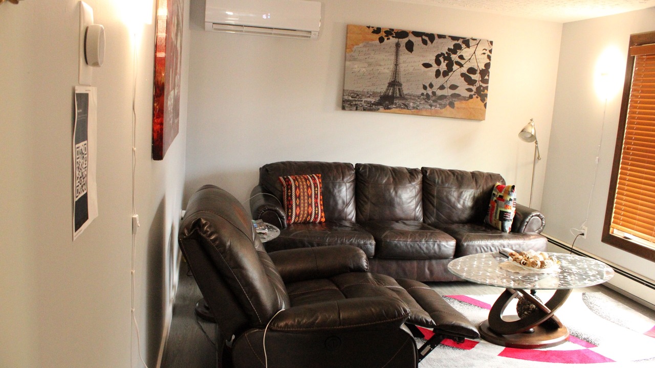 Photo of Livingroom in Cole Harbour