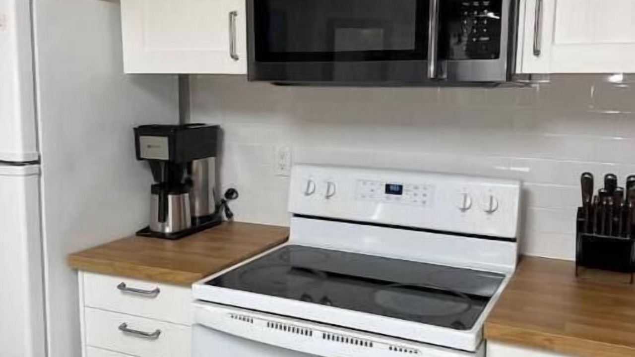 Photo of Kitchen in Langley