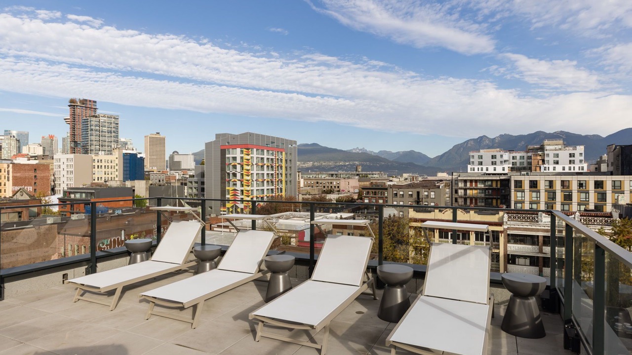 Photo of Patio Balcony in Chinatown