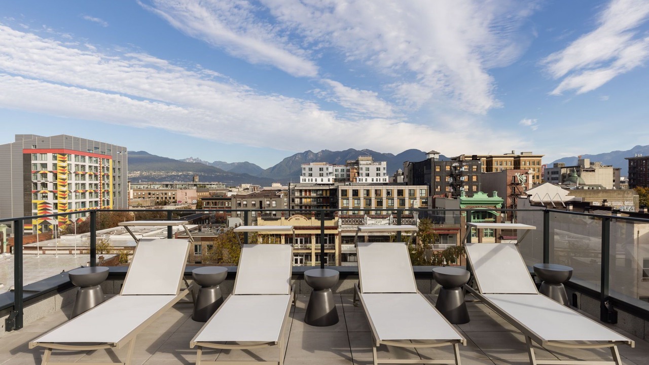 Photo of Patio Balcony in Chinatown