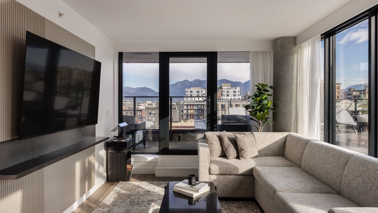 Photo of Livingroom in Chinatown