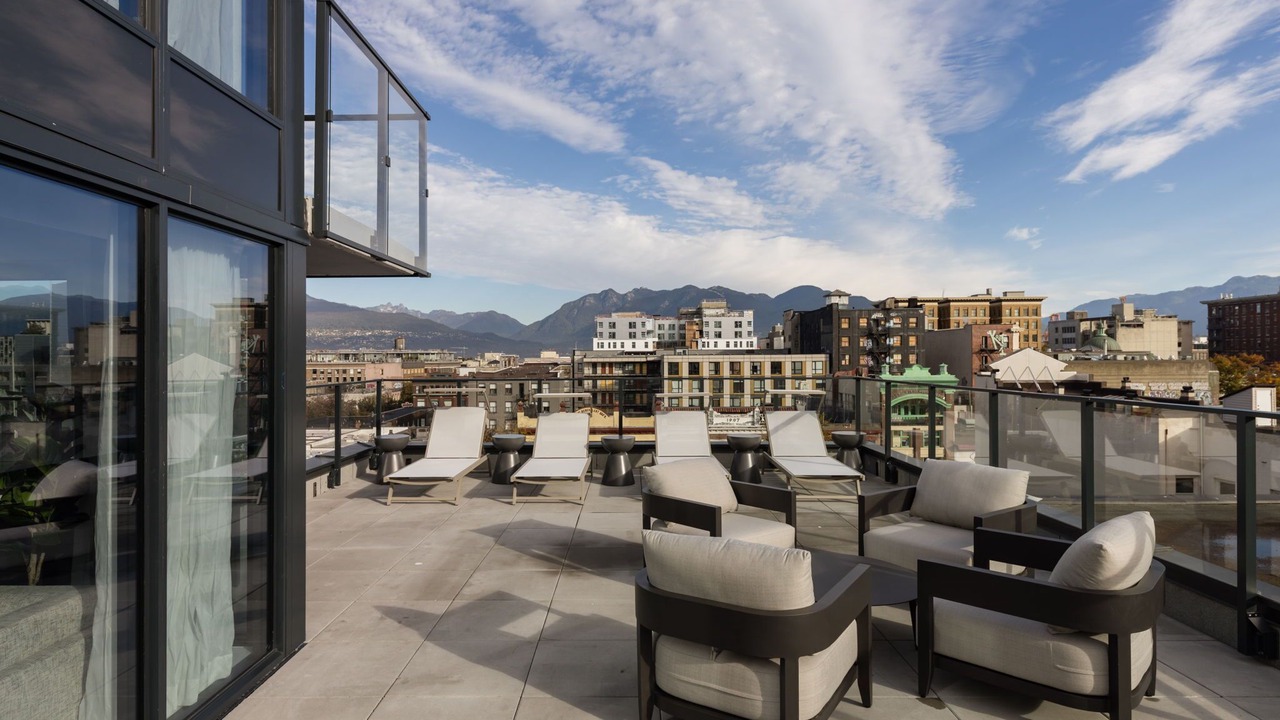 Photo of Patio Balcony in Chinatown
