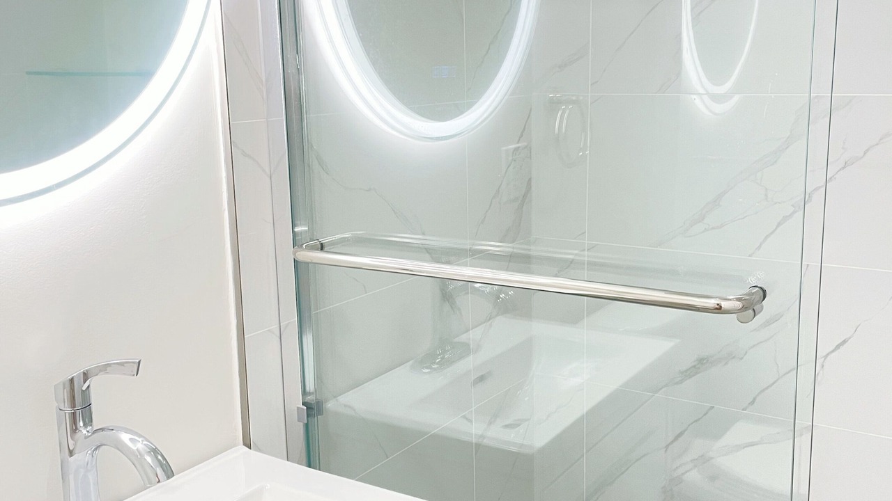 Photo of Bathroom in Arbutus Ridge