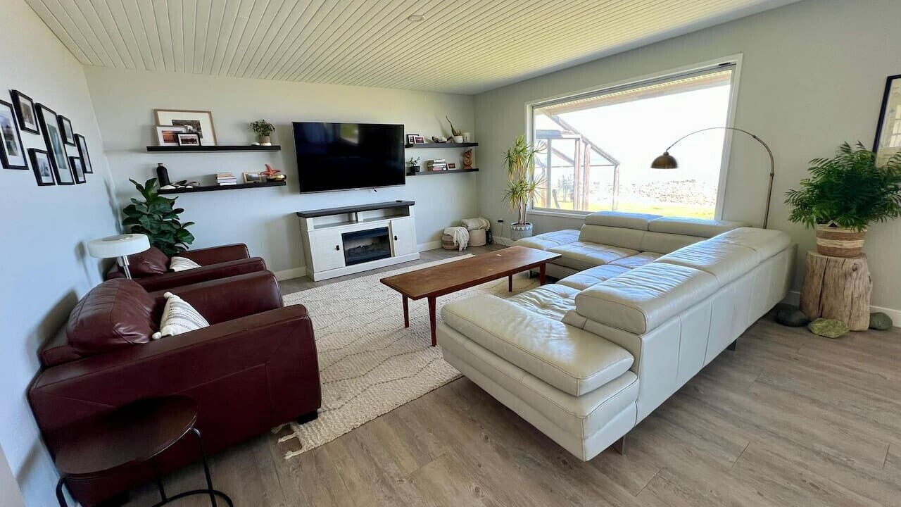 Photo of Livingroom in Campbell River