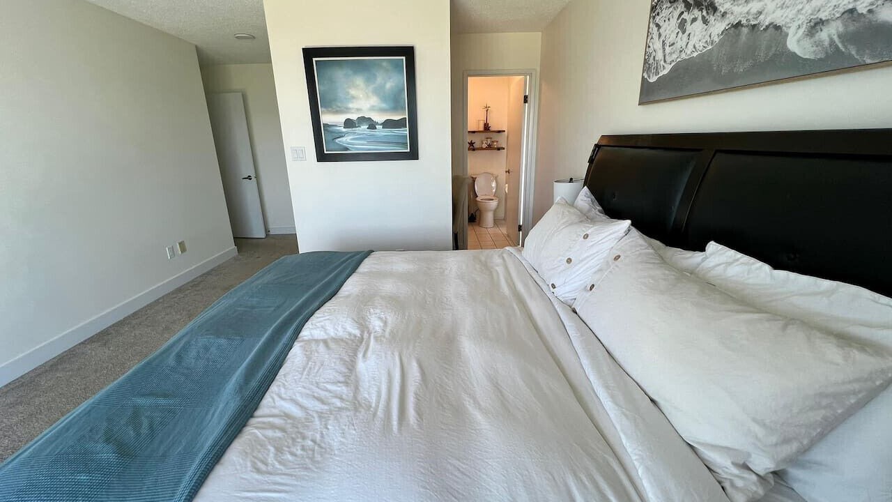 Photo of Bedroom in Campbell River