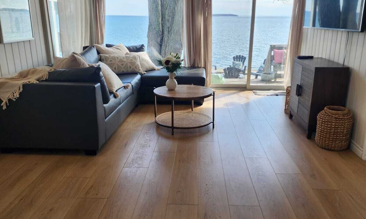 Photo of Livingroom in Alcona