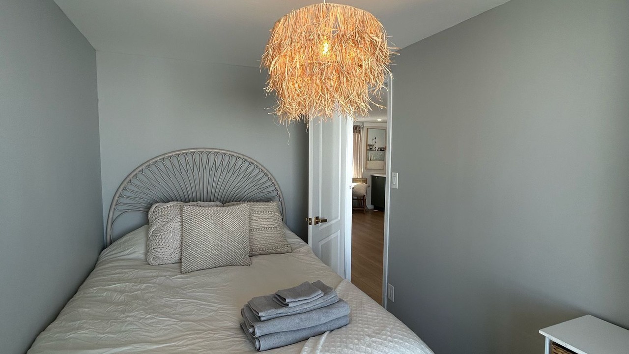Photo of Bedroom in Alcona