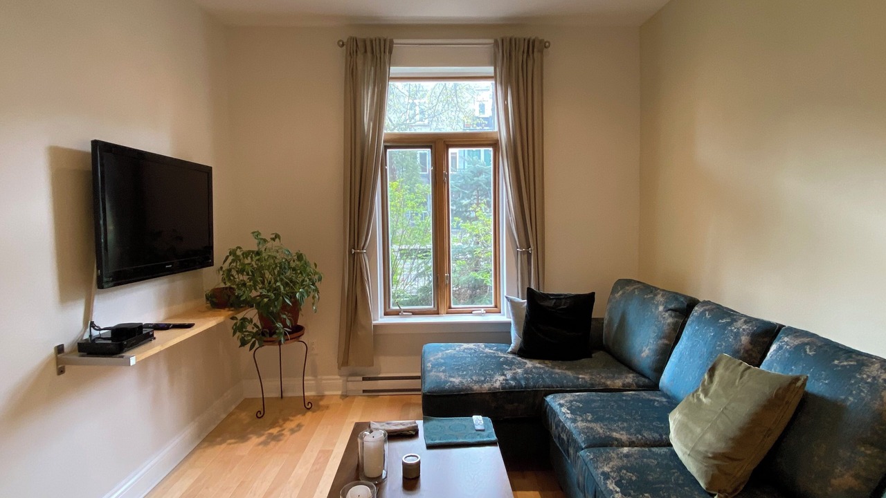 Photo of Livingroom in Mile End