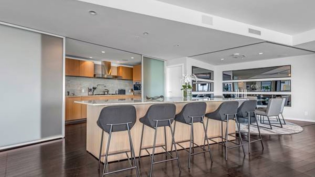 Photo of Kitchen in Coal Harbour