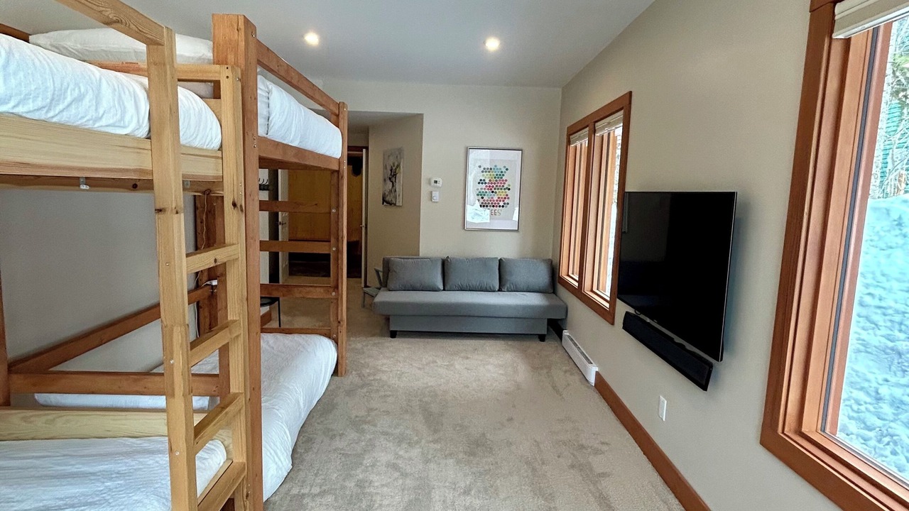 Photo of Bedroom in Golden