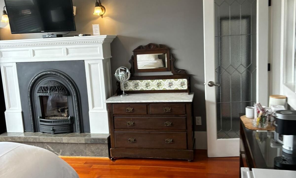 Photo of Bedroom in Grandview-Woodland