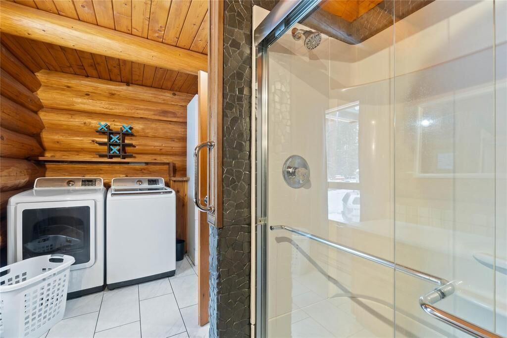 Photo of Bathroom in Magna bay