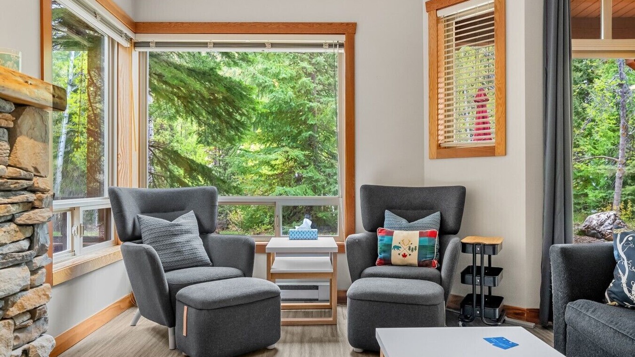 Photo of Livingroom in East Kootenay