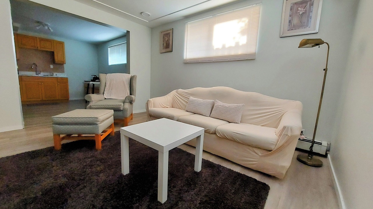 Photo of Livingroom in North Central Edmonton