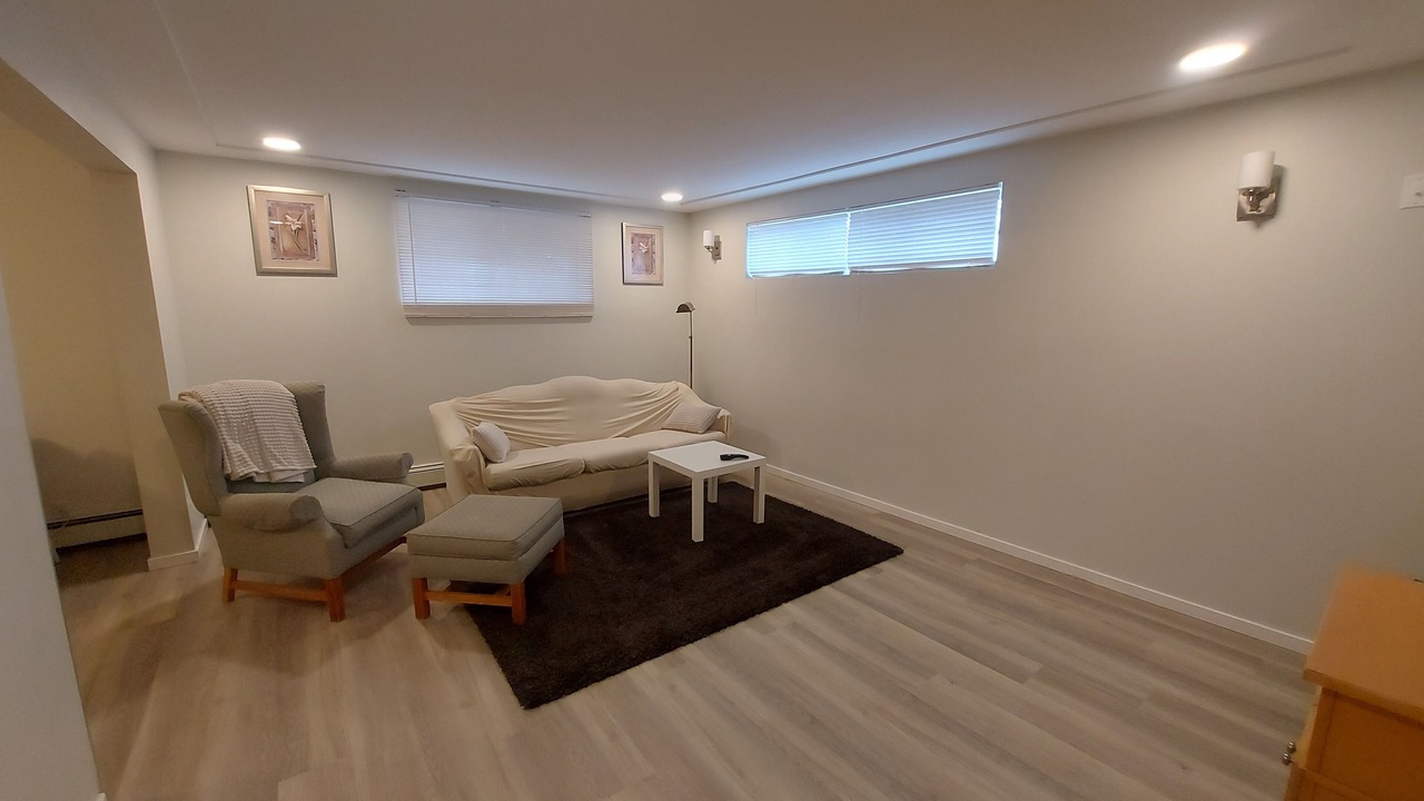 Photo of Livingroom in North Central Edmonton
