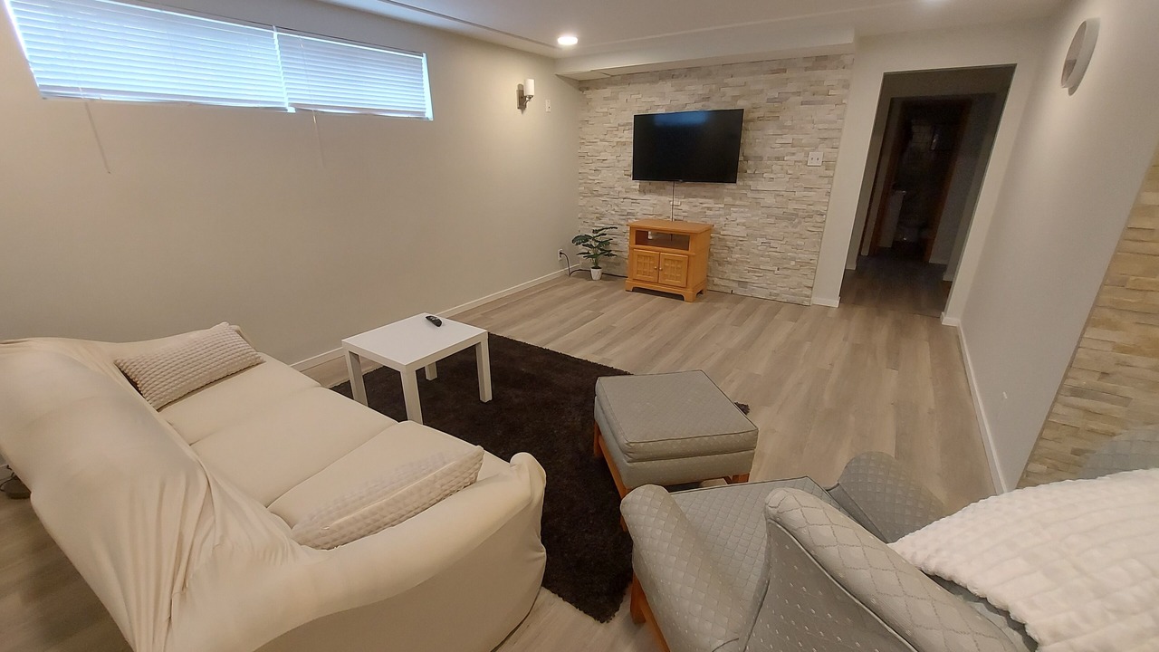 Photo of Livingroom in North Central Edmonton
