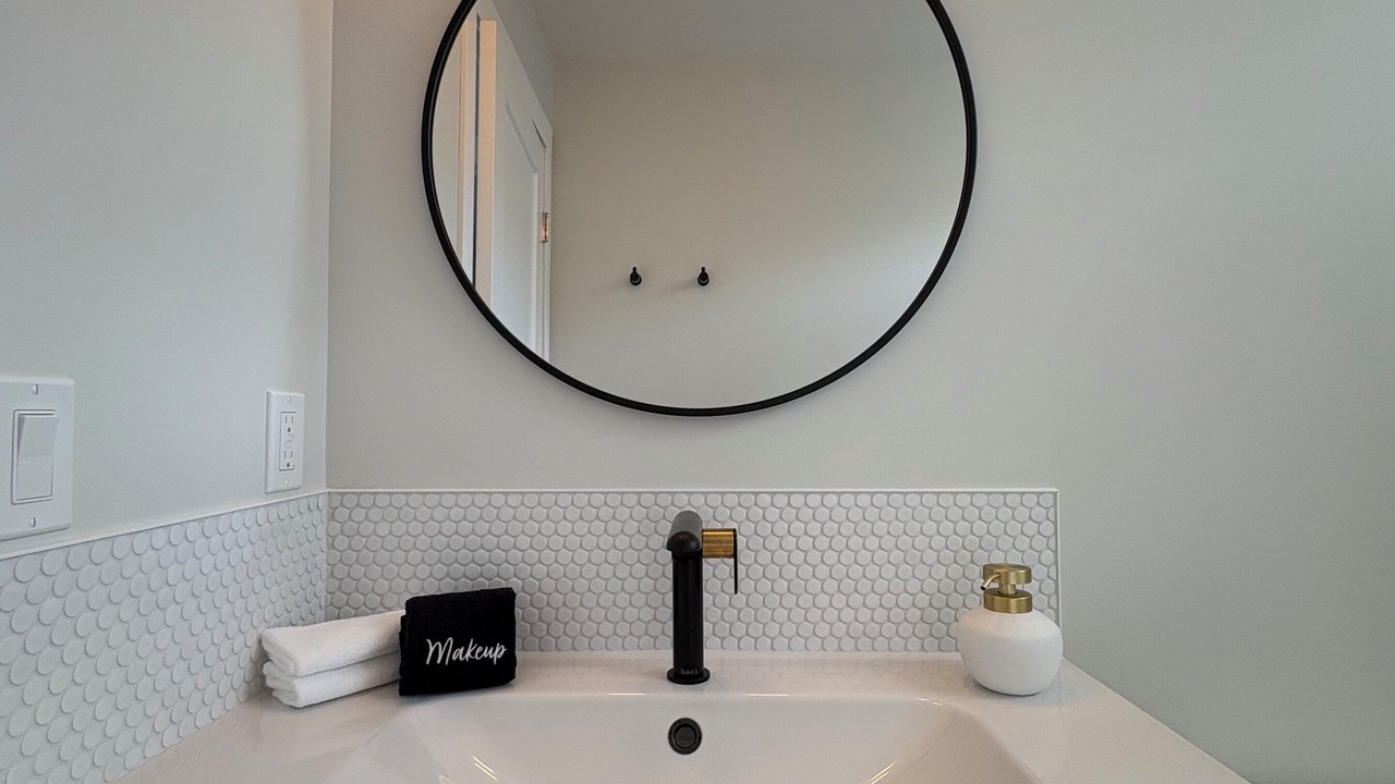 Photo of Bathroom in Campbell River