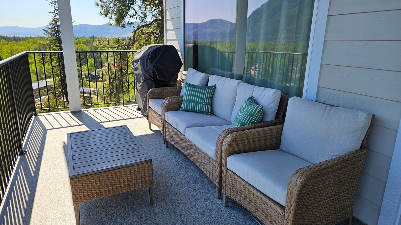 Photo of Patio Balcony in Lee Creek