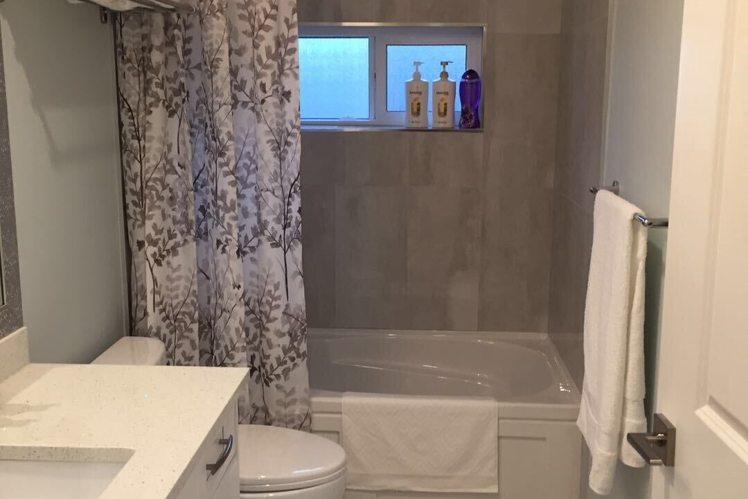 Photo of Bathroom in Arbutus Ridge