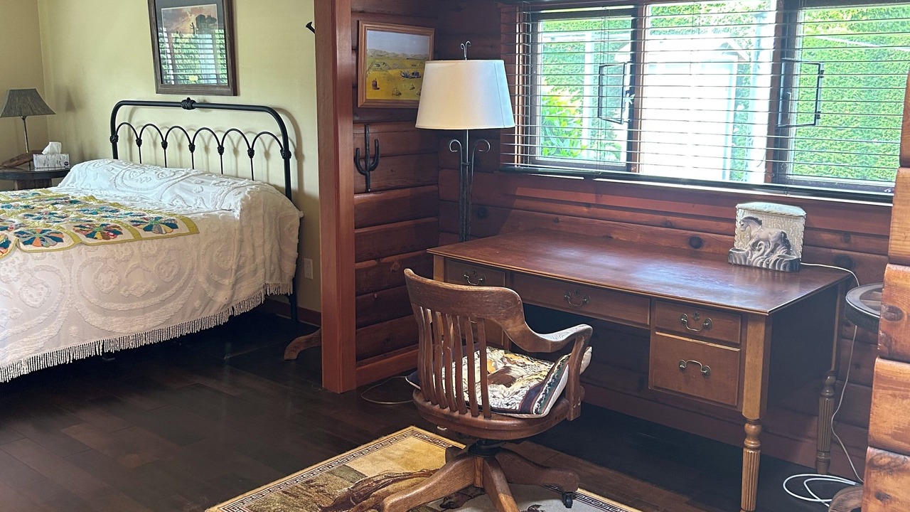 Photo of Bedroom in Saanichton