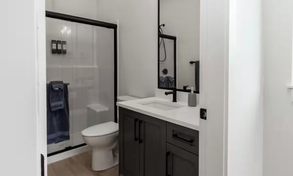 Photo of Bathroom in Youbou