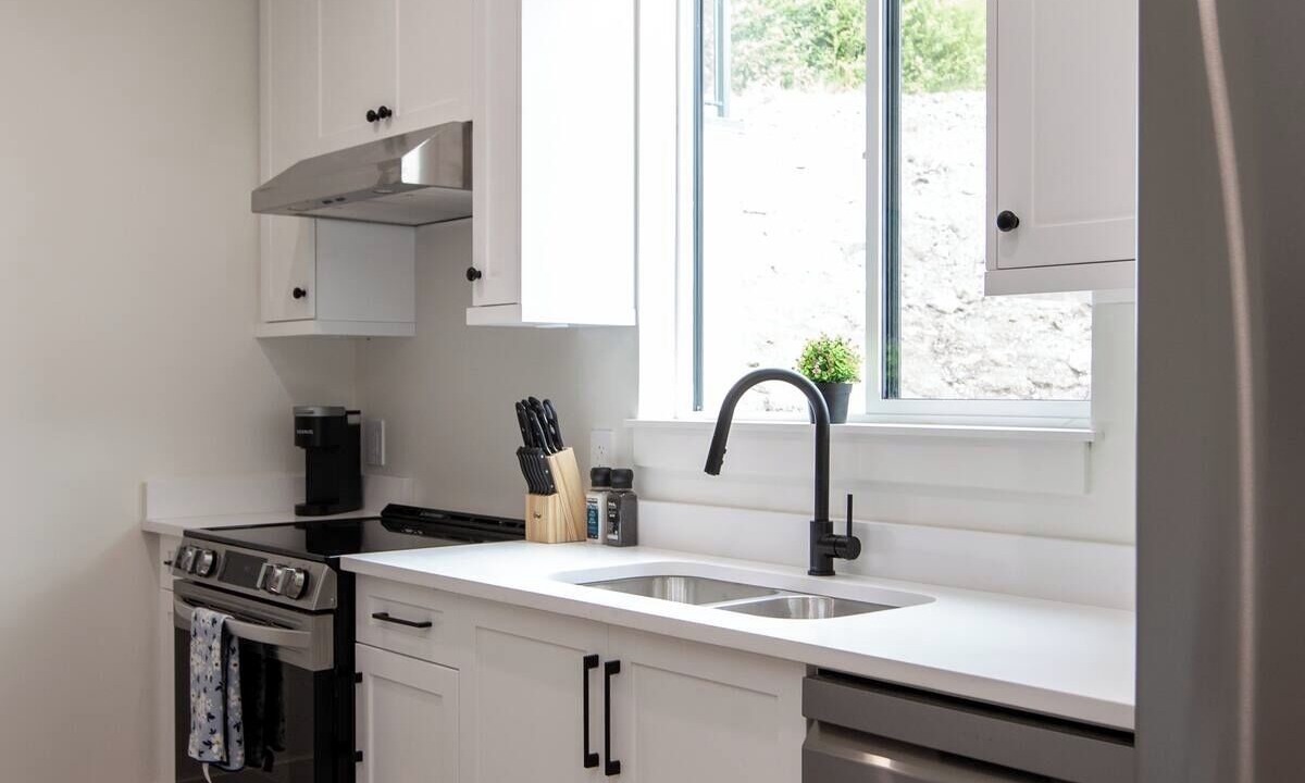 Photo of Kitchen in Youbou