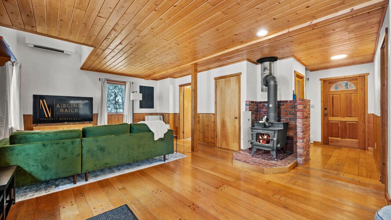 Photo of Bedroom in East Kootenay