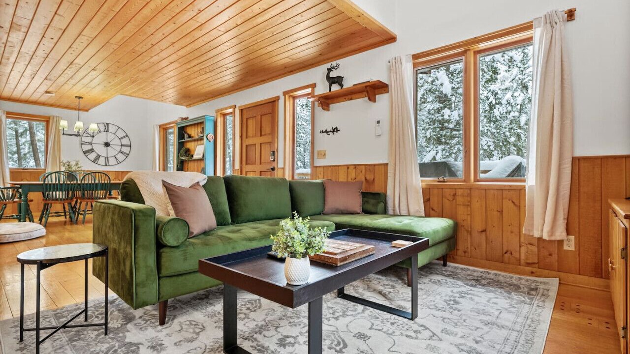 Photo of Bedroom in East Kootenay