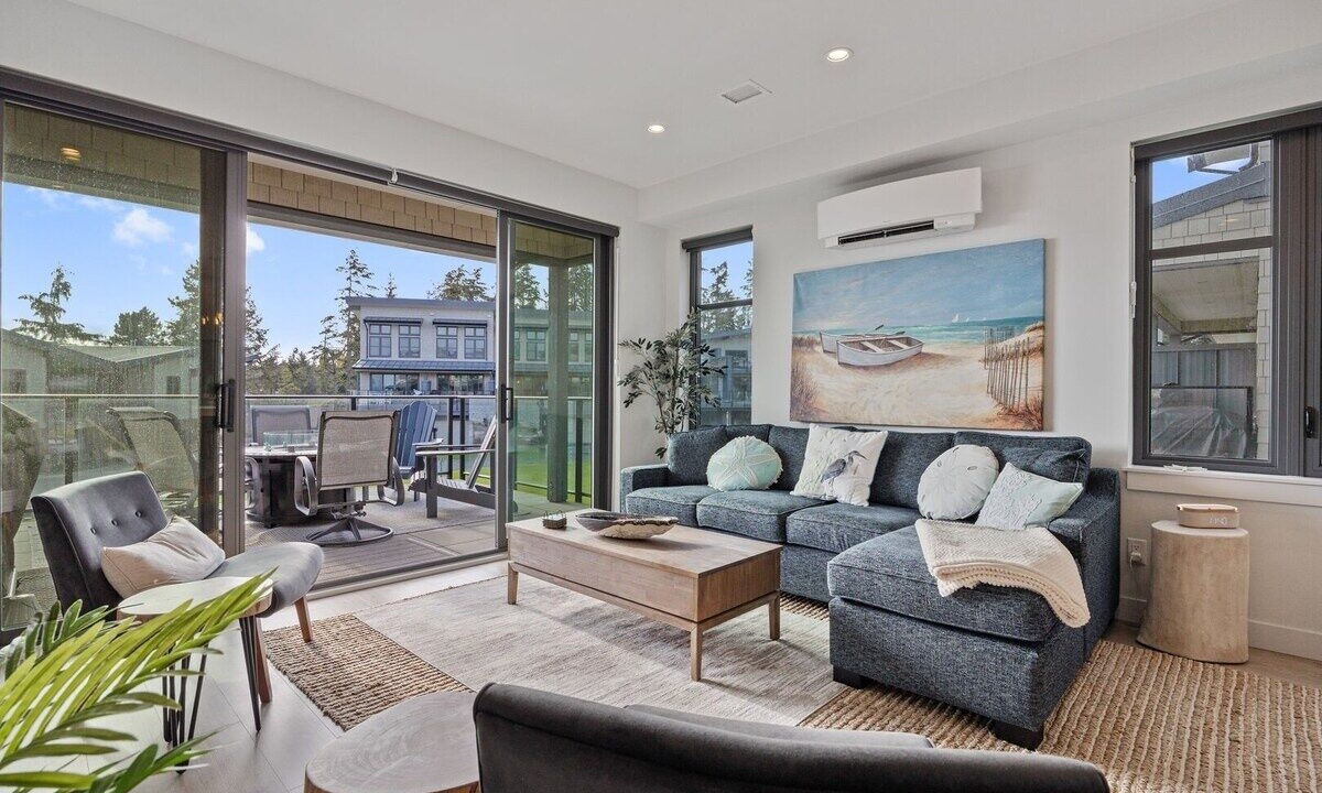 Photo of Livingroom in Black Creek