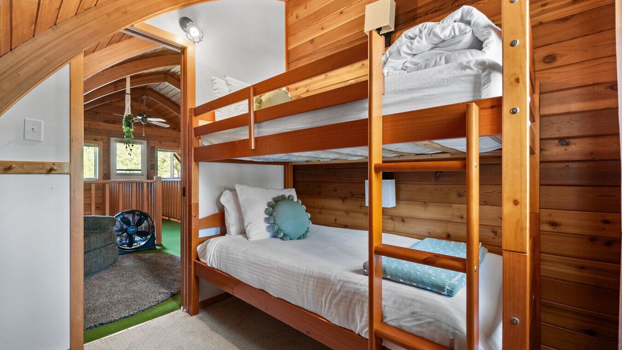 Photo of Bedroom in Windermere