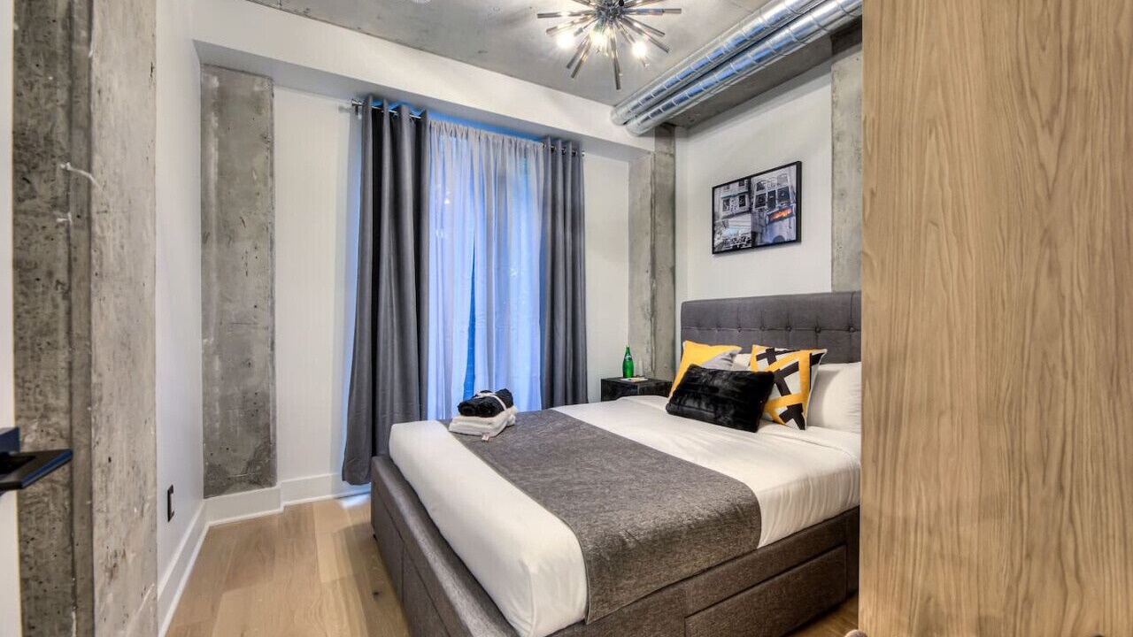 Photo of Bedroom in Old Montreal