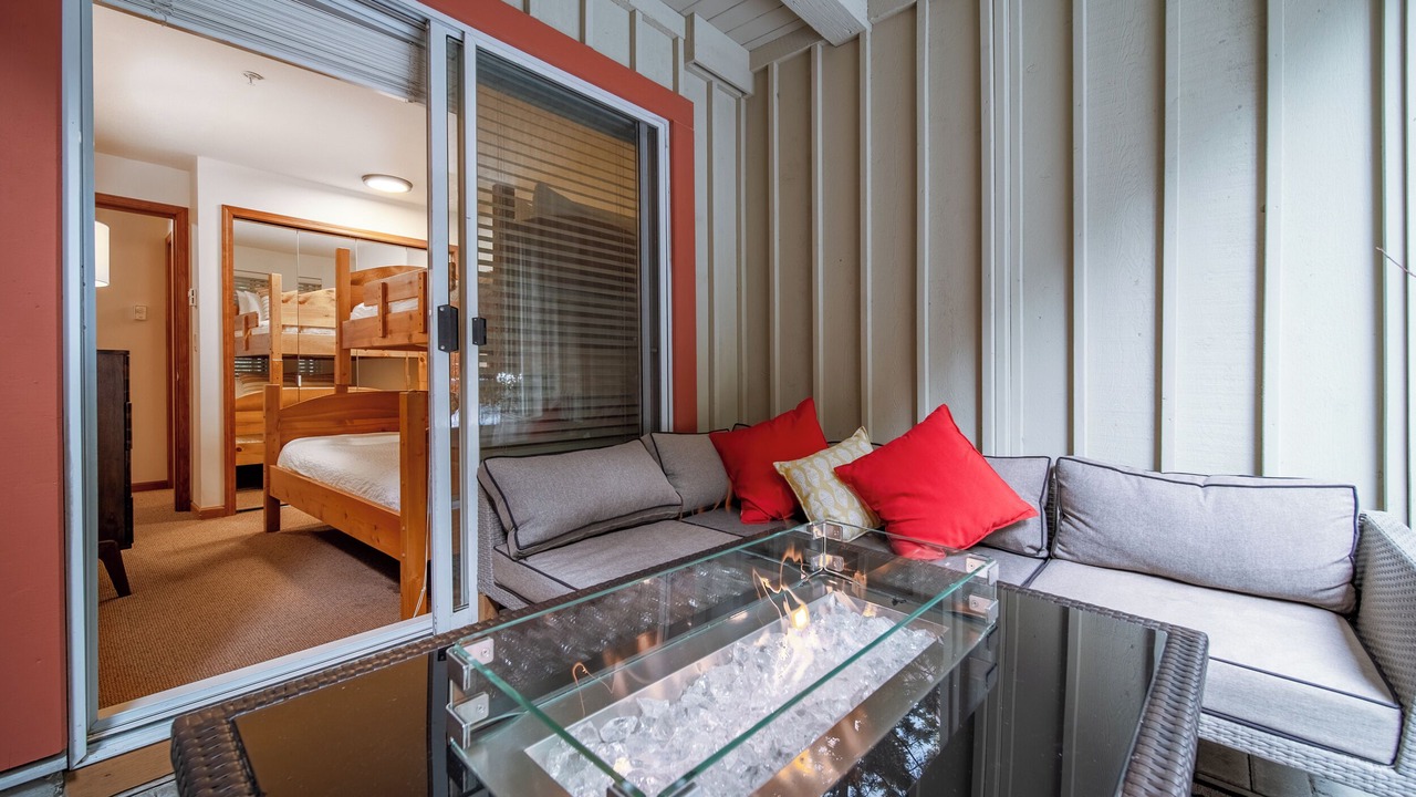 Photo of Livingroom in Whistler Village