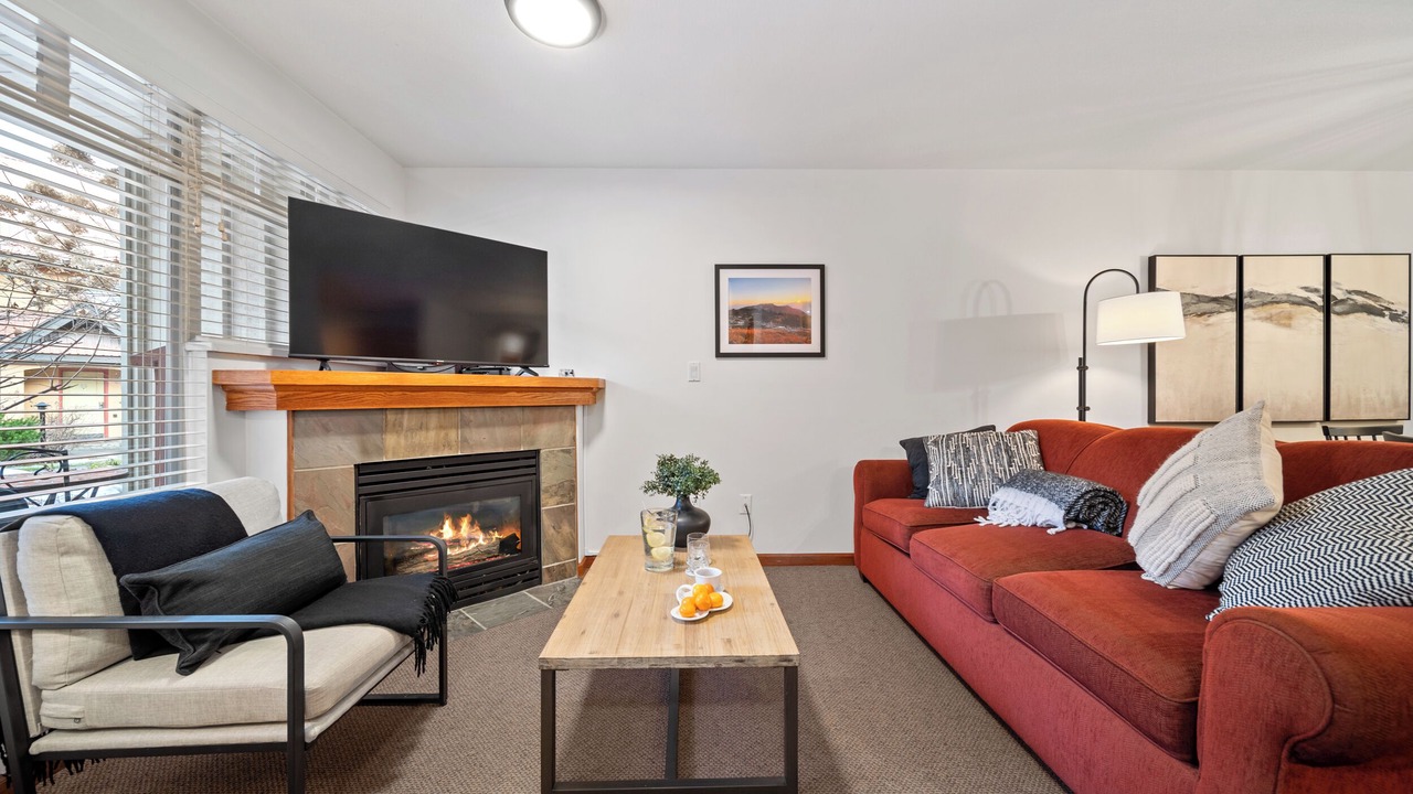 Photo of Livingroom in Whistler Village