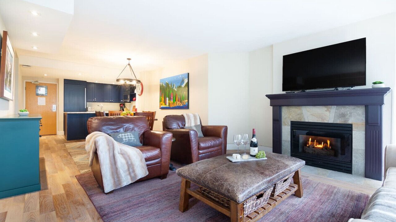 Photo of Livingroom in Whistler