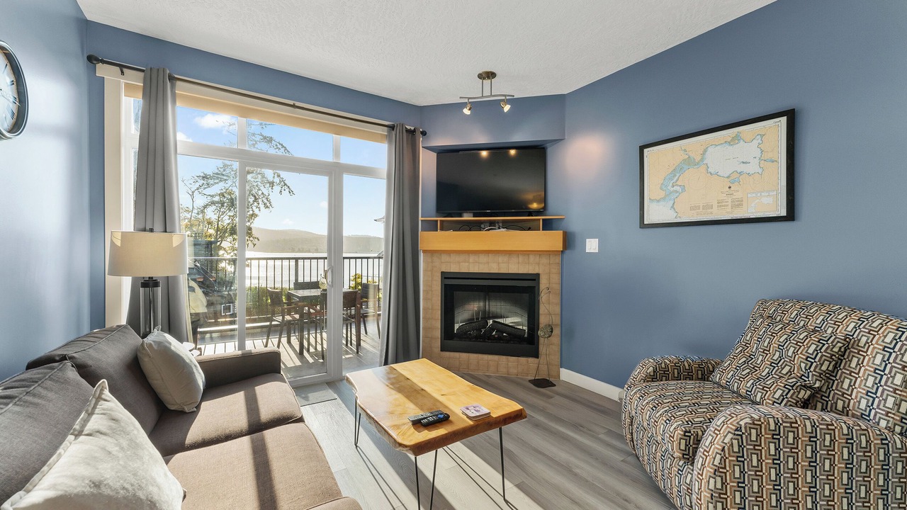 Photo of Livingroom in Sooke