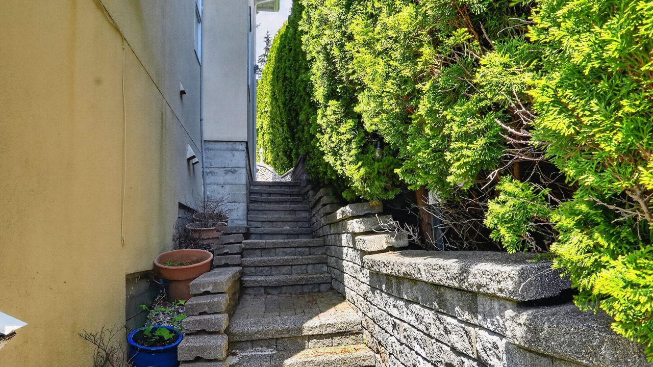 Photo of Outdoor in Upper Lonsdale