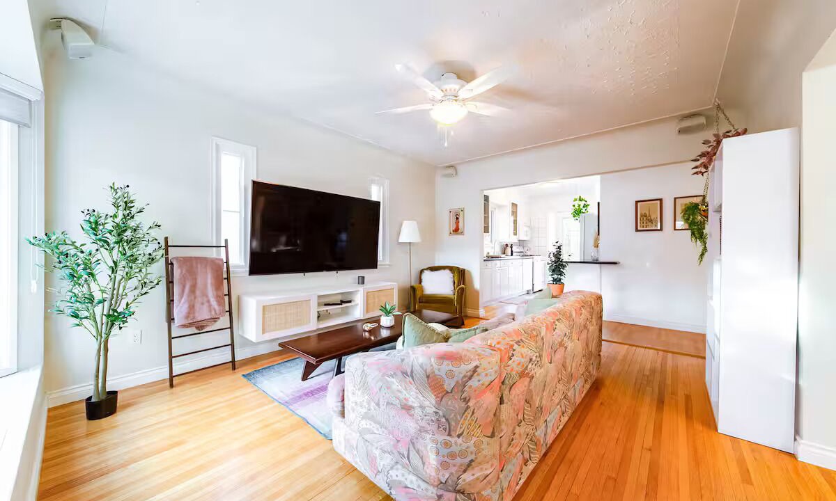 Photo of Livingroom in Edmonton