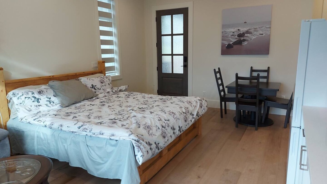 Photo of Bedroom in Newton