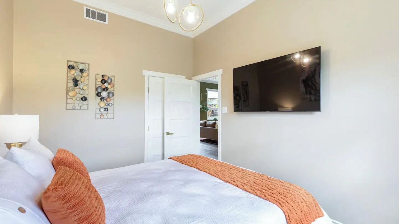 Photo of Bedroom in Whitehorse