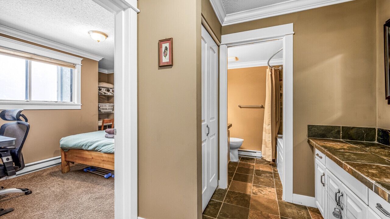 Photo of Bedroom in Big White Ski Resort